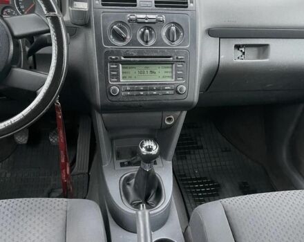 Сірий Фольксваген Туран, об'ємом двигуна 1.9 л та пробігом 330 тис. км за 2300 $, фото 18 на Automoto.ua