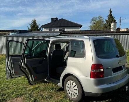 Сірий Фольксваген Туран, об'ємом двигуна 1.9 л та пробігом 387 тис. км за 5300 $, фото 9 на Automoto.ua