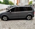 Сірий Фольксваген Туран, об'ємом двигуна 2 л та пробігом 217 тис. км за 5300 $, фото 3 на Automoto.ua