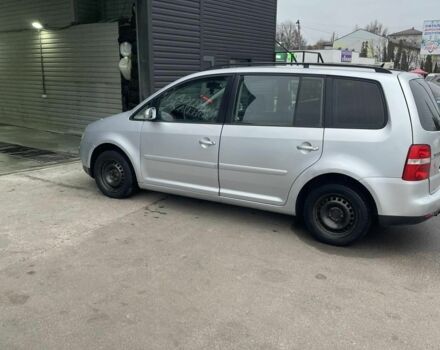 Сірий Фольксваген Туран, об'ємом двигуна 1.9 л та пробігом 330 тис. км за 2300 $, фото 20 на Automoto.ua