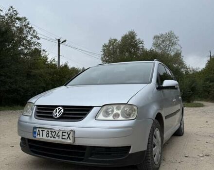 Серый Фольксваген Туран, объемом двигателя 1.9 л и пробегом 353 тыс. км за 5305 $, фото 1 на Automoto.ua