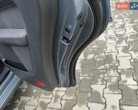 Серый Фольксваген Туран, объемом двигателя 1.9 л и пробегом 281 тыс. км за 6700 $, фото 50 на Automoto.ua