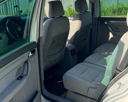 Сірий Фольксваген Туран, об'ємом двигуна 1.9 л та пробігом 387 тис. км за 5300 $, фото 5 на Automoto.ua