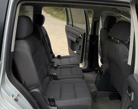 Серый Фольксваген Туран, объемом двигателя 1.9 л и пробегом 353 тыс. км за 5305 $, фото 15 на Automoto.ua