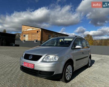 Серый Фольксваген Туран, объемом двигателя 1.6 л и пробегом 228 тыс. км за 4700 $, фото 13 на Automoto.ua