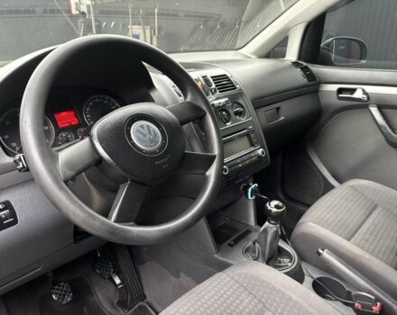 Серый Фольксваген Туран, объемом двигателя 1.9 л и пробегом 281 тыс. км за 6700 $, фото 8 на Automoto.ua