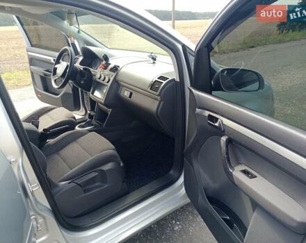 Серый Фольксваген Туран, объемом двигателя 1.6 л и пробегом 171 тыс. км за 6250 $, фото 26 на Automoto.ua