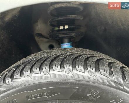 Серый Фольксваген Туран, объемом двигателя 1.9 л и пробегом 281 тыс. км за 6700 $, фото 52 на Automoto.ua