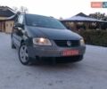 Серый Фольксваген Туран, объемом двигателя 1.6 л и пробегом 239 тыс. км за 5250 $, фото 1 на Automoto.ua