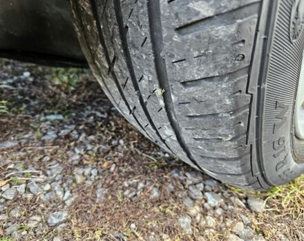 Серый Фольксваген Туран, объемом двигателя 2 л и пробегом 380 тыс. км за 2350 $, фото 20 на Automoto.ua