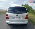 Серый Фольксваген Туран, объемом двигателя 1.6 л и пробегом 171 тыс. км за 6250 $, фото 4 на Automoto.ua