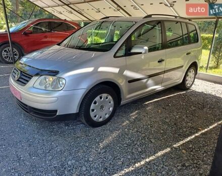 Серый Фольксваген Туран, объемом двигателя 1.6 л и пробегом 270 тыс. км за 5199 $, фото 11 на Automoto.ua