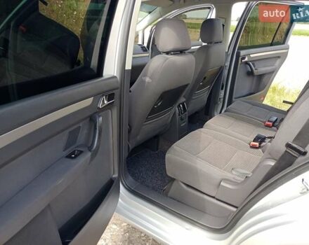 Серый Фольксваген Туран, объемом двигателя 1.6 л и пробегом 171 тыс. км за 6250 $, фото 46 на Automoto.ua