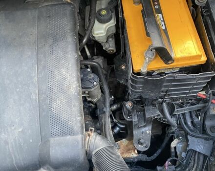 Серый Фольксваген Туран, объемом двигателя 1.6 л и пробегом 320 тыс. км за 5500 $, фото 1 на Automoto.ua