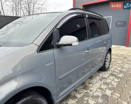 Серый Фольксваген Туран, объемом двигателя 1.9 л и пробегом 281 тыс. км за 6700 $, фото 10 на Automoto.ua