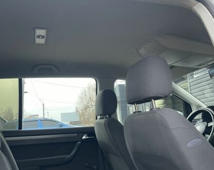 Сірий Фольксваген Туран, об'ємом двигуна 1.9 л та пробігом 330 тис. км за 2300 $, фото 7 на Automoto.ua