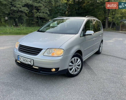 Серый Фольксваген Туран, объемом двигателя 1.98 л и пробегом 231 тыс. км за 4450 $, фото 2 на Automoto.ua