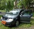 Сірий Фольксваген Туран, об'ємом двигуна 2 л та пробігом 215 тис. км за 7300 $, фото 1 на Automoto.ua