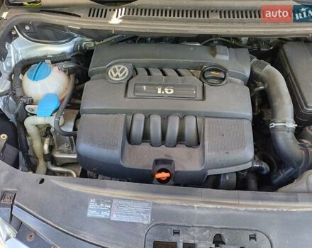 Серый Фольксваген Туран, объемом двигателя 1.6 л и пробегом 270 тыс. км за 5199 $, фото 29 на Automoto.ua