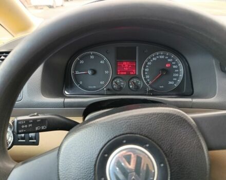 Сірий Фольксваген Туран, об'ємом двигуна 2 л та пробігом 300 тис. км за 2349 $, фото 17 на Automoto.ua