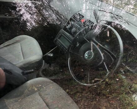 Серый Фольксваген Туран, объемом двигателя 2 л и пробегом 3 тыс. км за 1300 $, фото 5 на Automoto.ua