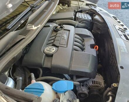 Серый Фольксваген Туран, объемом двигателя 1.6 л и пробегом 270 тыс. км за 5199 $, фото 27 на Automoto.ua