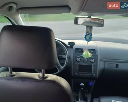 Серый Фольксваген Туран, объемом двигателя 1.98 л и пробегом 219 тыс. км за 5300 $, фото 14 на Automoto.ua