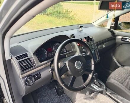 Сірий Фольксваген Туран, об'ємом двигуна 1.6 л та пробігом 171 тис. км за 6350 $, фото 17 на Automoto.ua