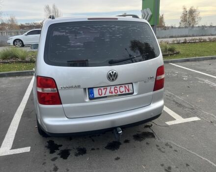 Серый Фольксваген Туран, объемом двигателя 1.9 л и пробегом 300 тыс. км за 3100 $, фото 3 на Automoto.ua