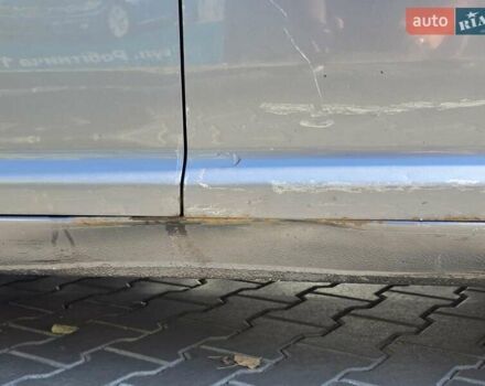 Серый Фольксваген Туран, объемом двигателя 2 л и пробегом 358 тыс. км за 4500 $, фото 11 на Automoto.ua