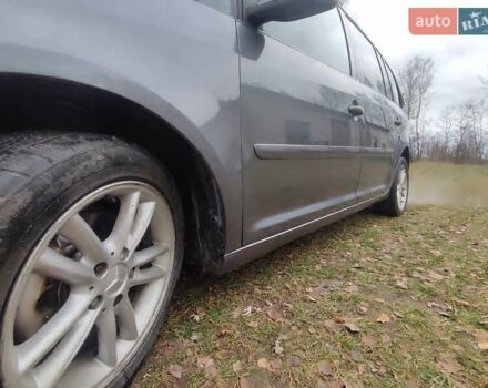 Серый Фольксваген Туран, объемом двигателя 1.98 л и пробегом 240 тыс. км за 4900 $, фото 21 на Automoto.ua