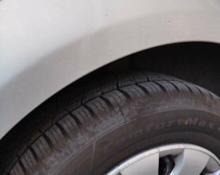 Серый Фольксваген Туран, объемом двигателя 1.9 л и пробегом 308 тыс. км за 6300 $, фото 19 на Automoto.ua