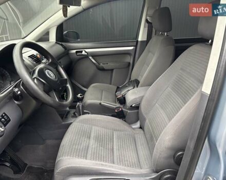 Серый Фольксваген Туран, объемом двигателя 1.9 л и пробегом 281 тыс. км за 6700 $, фото 53 на Automoto.ua