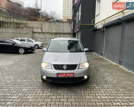 Серый Фольксваген Туран, объемом двигателя 1.6 л и пробегом 258 тыс. км за 5350 $, фото 3 на Automoto.ua