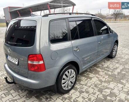 Серый Фольксваген Туран, объемом двигателя 1.9 л и пробегом 281 тыс. км за 6700 $, фото 6 на Automoto.ua