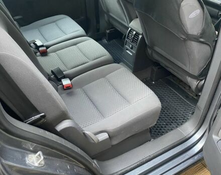 Серый Фольксваген Туран, объемом двигателя 1.6 л и пробегом 320 тыс. км за 5500 $, фото 11 на Automoto.ua