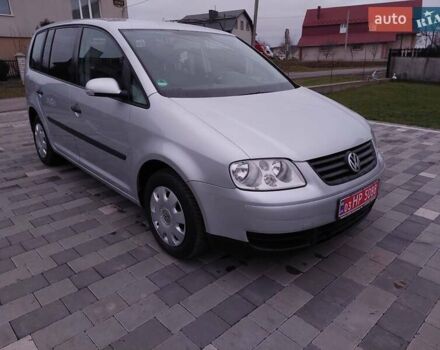 Сірий Фольксваген Туран, об'ємом двигуна 1.6 л та пробігом 205 тис. км за 5600 $, фото 21 на Automoto.ua