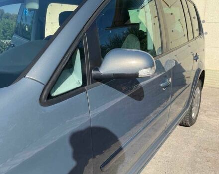 Серый Фольксваген Туран, объемом двигателя 1.6 л и пробегом 3 тыс. км за 5450 $, фото 3 на Automoto.ua