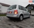 Сірий Фольксваген Туран, об'ємом двигуна 1.6 л та пробігом 205 тис. км за 5600 $, фото 12 на Automoto.ua