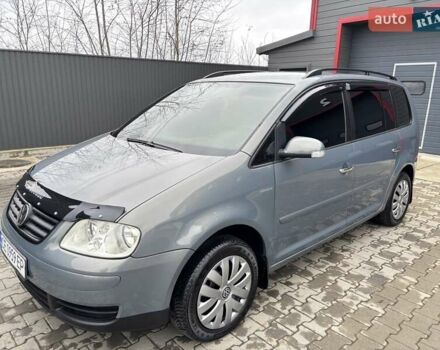 Серый Фольксваген Туран, объемом двигателя 1.9 л и пробегом 281 тыс. км за 6700 $, фото 9 на Automoto.ua