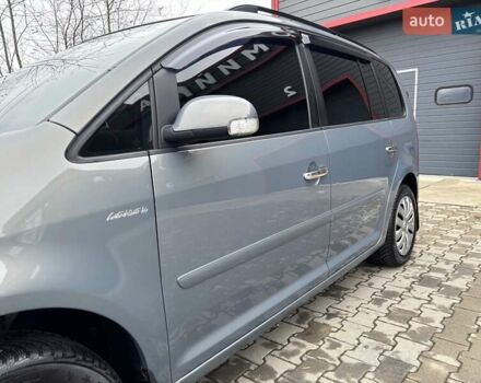 Серый Фольксваген Туран, объемом двигателя 1.9 л и пробегом 281 тыс. км за 6700 $, фото 13 на Automoto.ua