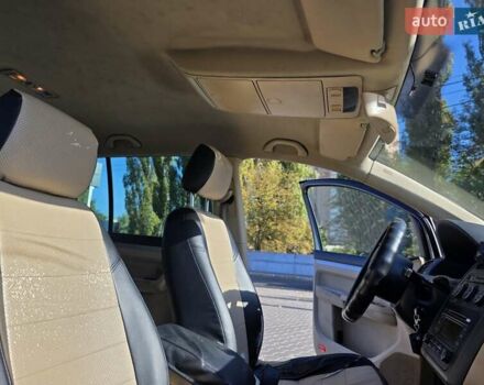 Серый Фольксваген Туран, объемом двигателя 2 л и пробегом 358 тыс. км за 4500 $, фото 33 на Automoto.ua