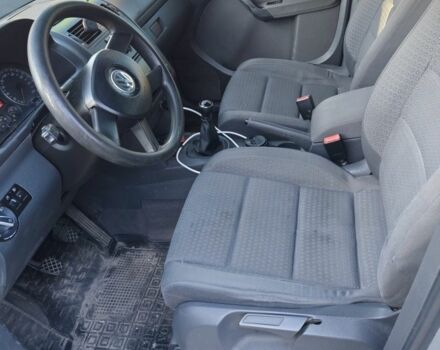 Серый Фольксваген Туран, объемом двигателя 2 л и пробегом 378 тыс. км за 2600 $, фото 8 на Automoto.ua