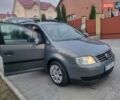 Серый Фольксваген Туран, объемом двигателя 1.6 л и пробегом 302 тыс. км за 5350 $, фото 97 на Automoto.ua