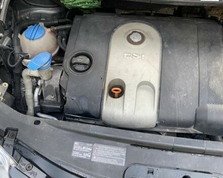 Серый Фольксваген Туран, объемом двигателя 1.6 л и пробегом 320 тыс. км за 5500 $, фото 2 на Automoto.ua