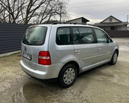 Серый Фольксваген Туран, объемом двигателя 1.9 л и пробегом 400 тыс. км за 2700 $, фото 1 на Automoto.ua