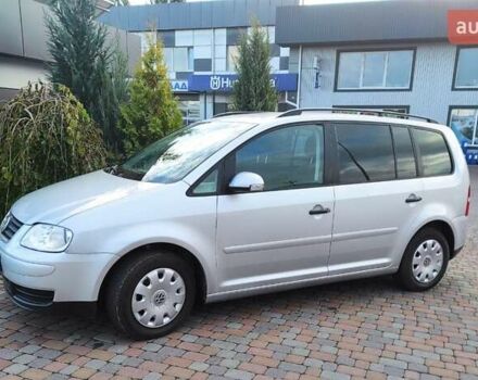 Серый Фольксваген Туран, объемом двигателя 1.6 л и пробегом 220 тыс. км за 5550 $, фото 26 на Automoto.ua