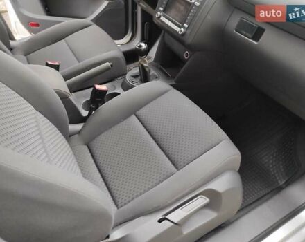 Серый Фольксваген Туран, объемом двигателя 1.6 л и пробегом 220 тыс. км за 5550 $, фото 22 на Automoto.ua