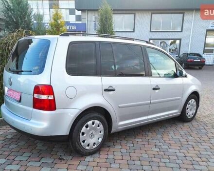 Серый Фольксваген Туран, объемом двигателя 1.6 л и пробегом 220 тыс. км за 5550 $, фото 43 на Automoto.ua