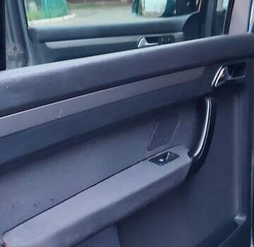 Серый Фольксваген Туран, объемом двигателя 1.9 л и пробегом 254 тыс. км за 5950 $, фото 17 на Automoto.ua